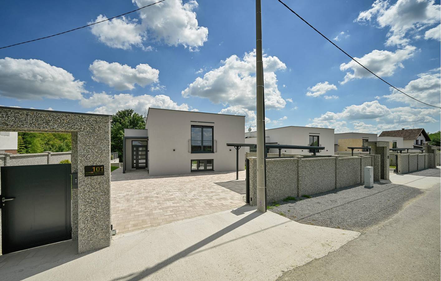 Stilvolle 156 m² große Wohnung mit Pool, Terrasse und Grill in Bjelovar-Bilogora