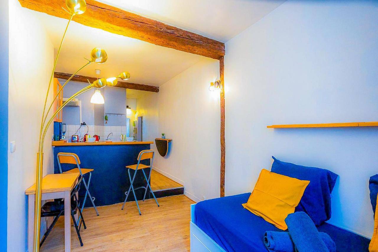 Appartement entier, Cosy Beautiful Studio Heart of Paris Saint-Germain des Prés in Paris, Île de France