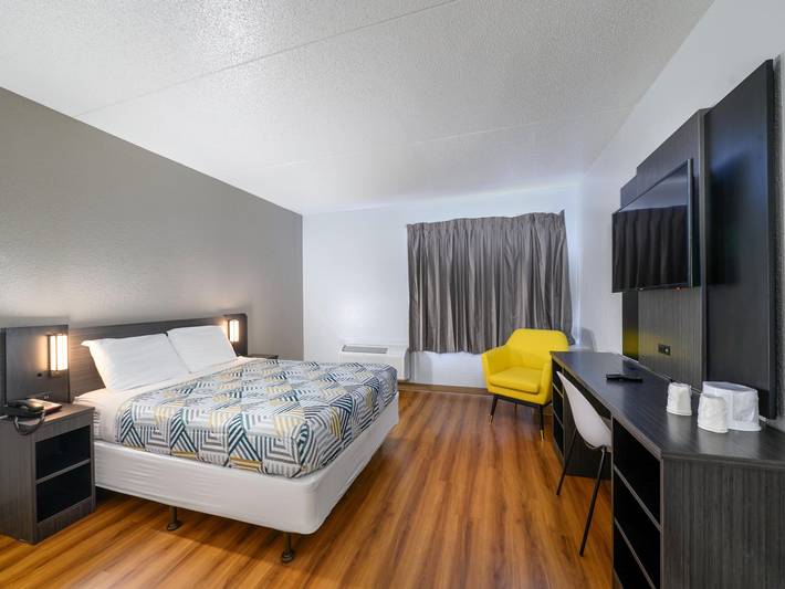 Apartamento entero, Acogedora cama king size | Para fumadores in Branford (CT), Connecticut