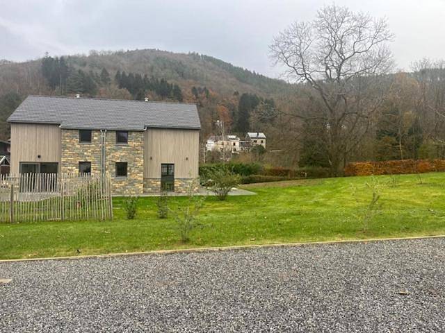 Location de vacances pour 5 personnes, avec jardin dans Petit Coo - 2