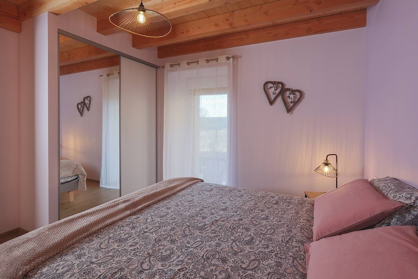 Country House 'Gîte De La Chaumeille' with Private Terrace, Private Garden and Wi-Fi in Tarentaise, Pilat Regional Nature Park