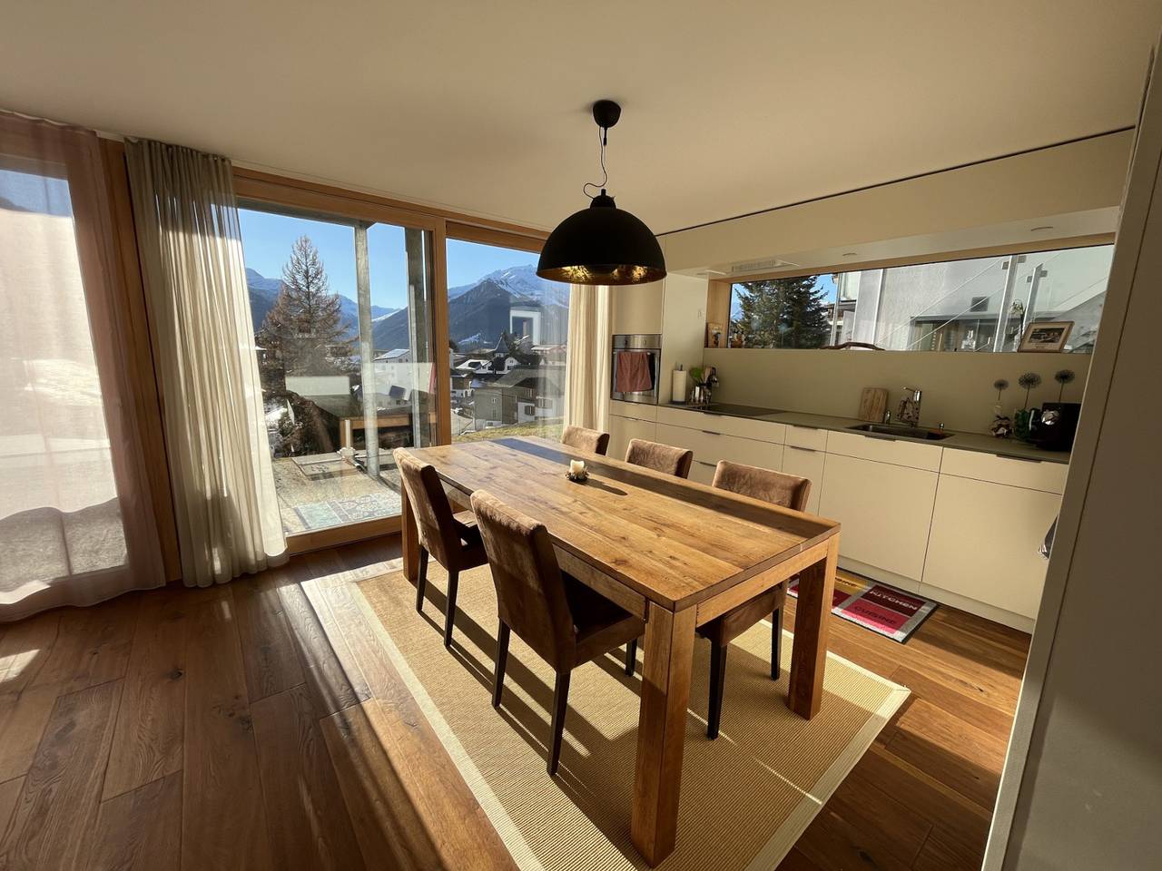 Ganze Ferienwohnung, Ferienwohnung Pellas, Vella - 3.5 Zimmer Ferienwohnung für max. 4 Pers. in Lumnezia, Alpenarena