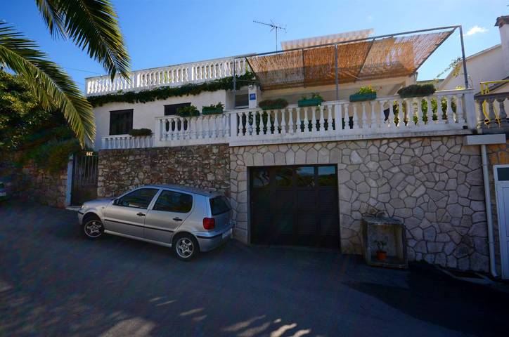 Gîte pour 4 personnes, avec terrasse à Jelsa - 4