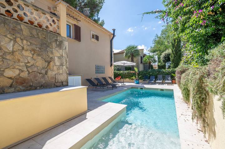 Location de vacances pour 8 personnes, avec jardin à Cala Sant Vicenc - 2