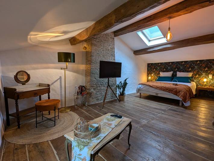 Chambre d’hôte pour 2 personnes, avec Jacuzzi ainsi que Jardin et Piscine