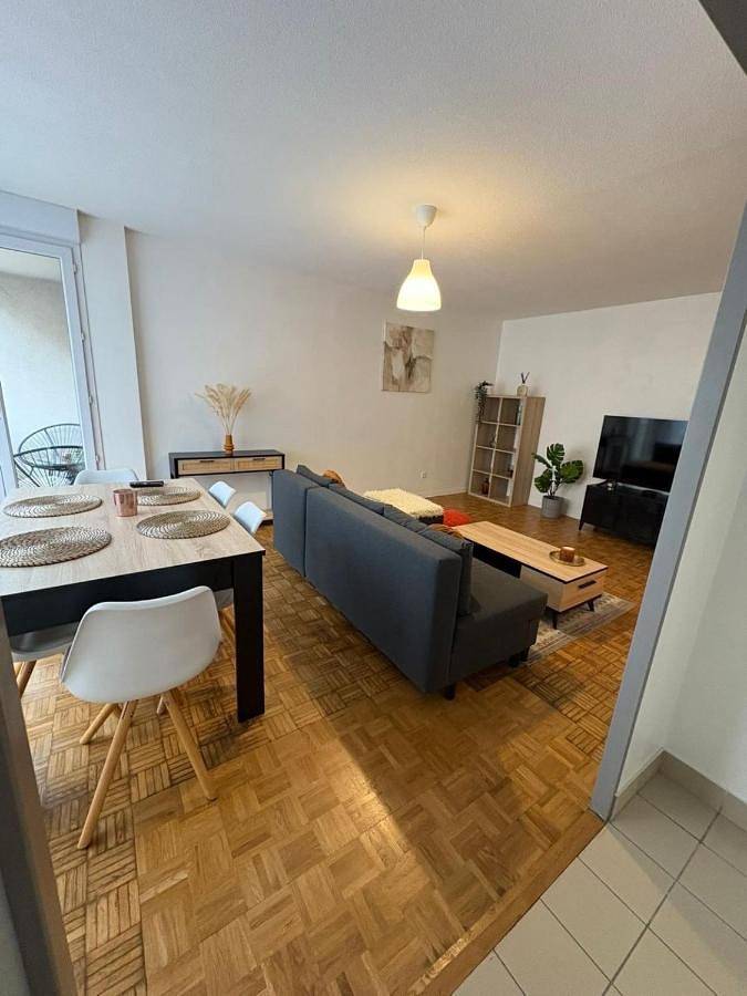 Gîte pour 3 personnes, avec balcon à Francheville - 2