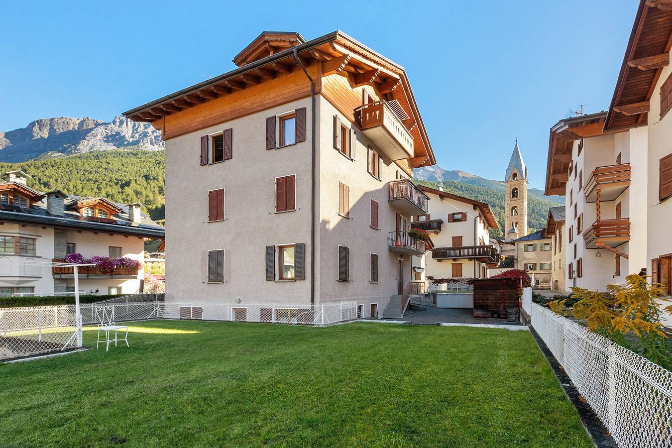 Appartamento intero, Appartamento 'Mansarda Combo' con Vista Montagna, Balcone e Wi-Fi in Bormio, Comune di Bormio