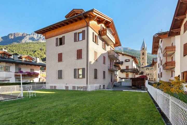 Appartamento per 5 persone, con Balcone e Idromassaggio a Comune di Bormio