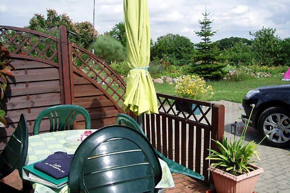 Ganze Wohnung, Familien-Ferienhaus unweit vom Kummerower See in Malchin, Kummerower See