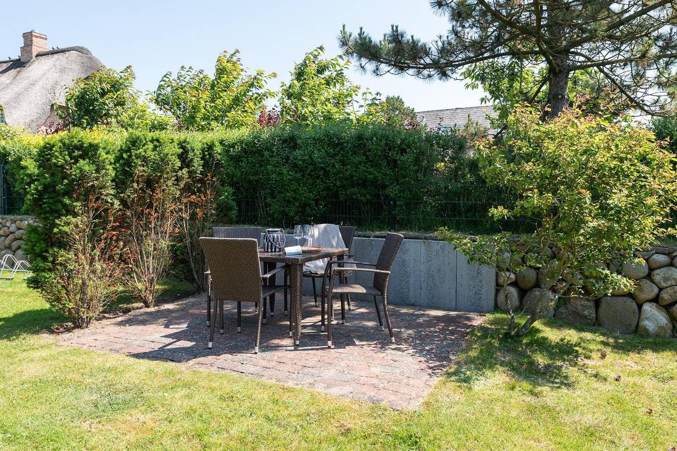 Ganze Wohnung, Moderne 2-Zimmerwohnung auf 2 Ebenen auf ca. 56 m² für bis zu 3 Personen. in Wenningstedt, Sylt