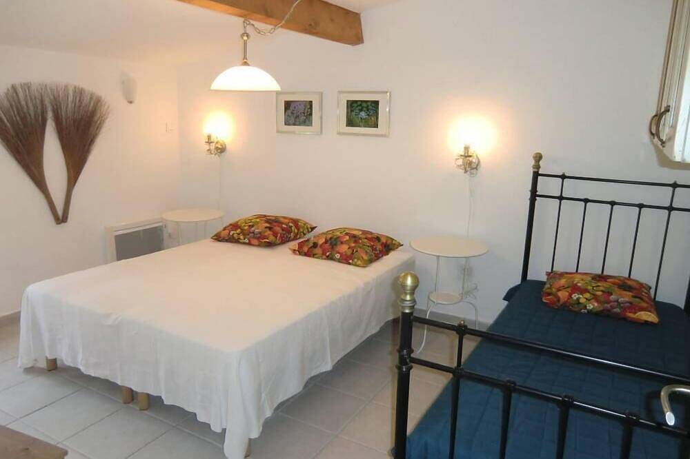 Ferienhaus „Lou Rai“ mit schönem Pool und Kanus am Fluss – Grüne Provence in Le Thoronet, Draguignan Region