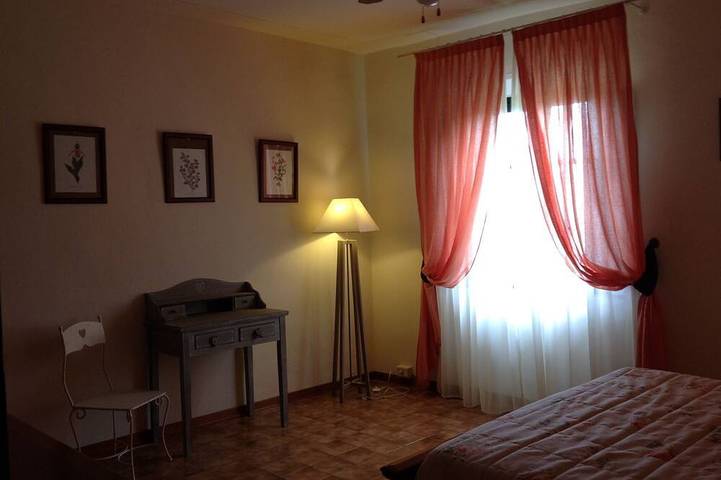 Buon Riposo - Agriturismo nel cuore della Toscana con zona WIFI gratuito in Montaione, Firenze province
