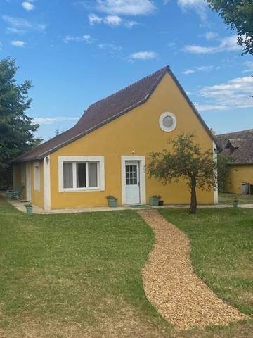 Location de vacances pour 14 personnes, avec terrasse à Roézé-sur-Sarthe