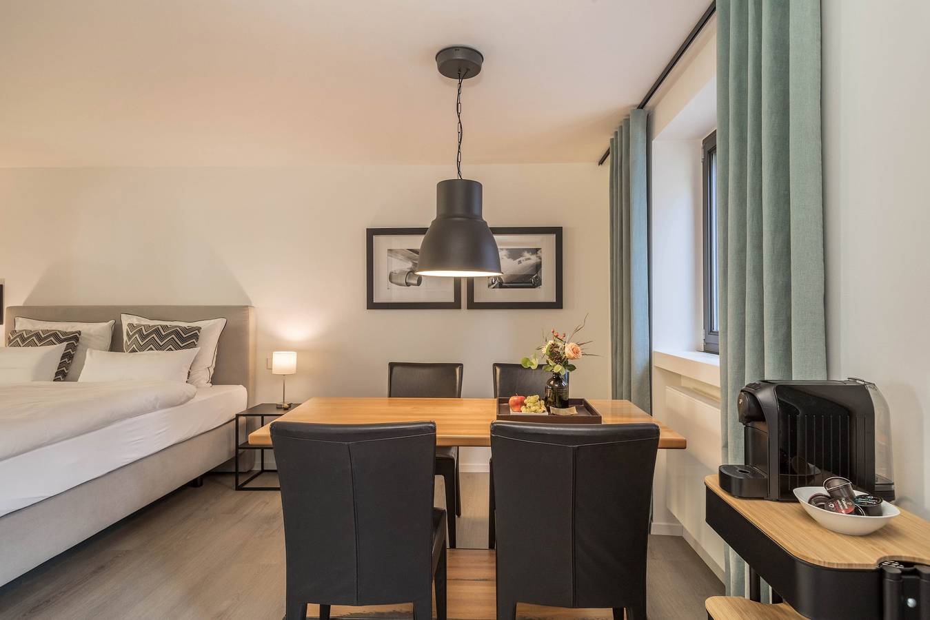 Entire apartment, Modern Studio Apartment No. 15 in the City Center with Wi-Fi in Wangen, Region Bodensee-Oberschwaben