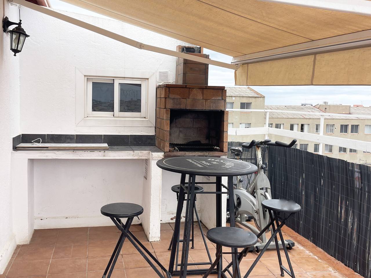 Ganze Wohnung, Charmante Wohnung mit Terrasse in Mataró in Mataró, Costa del Maresme