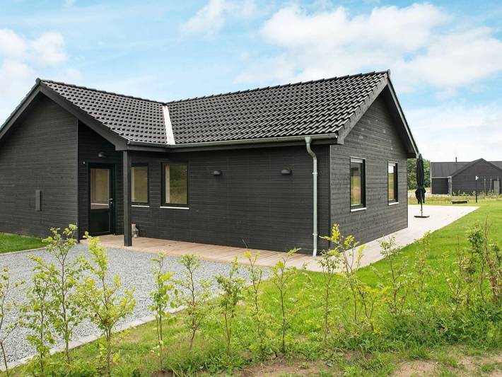 Ferienhaus für 10 Personen, mit Garten und Whirlpool sowie Terrasse und Sauna, mit Haustier in Kelstrup Strand