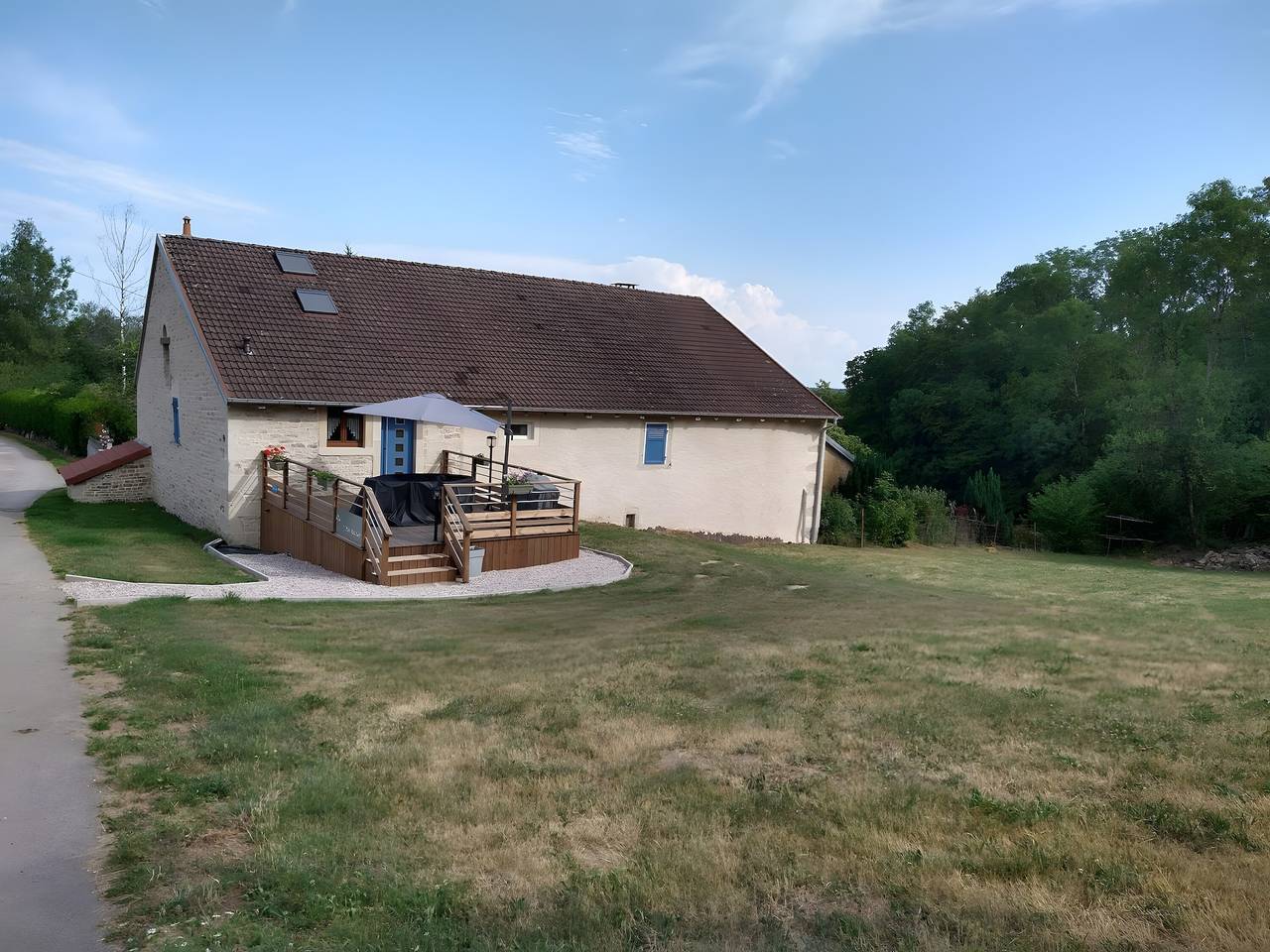 Gîte « Gîte Des Roches » avec terrasse privée, jardin privé et Wi-Fi in Le Clerjus, Région d'Épinal