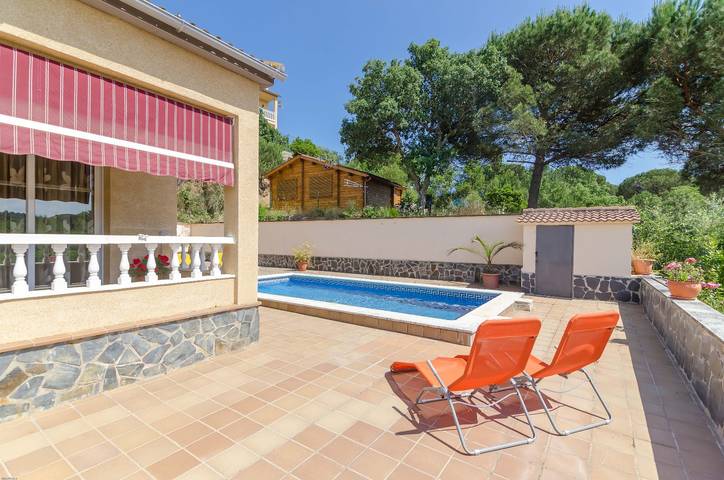 Location de vacances pour 9 personnes, avec terrasse à Maçanet de la Selva - 4