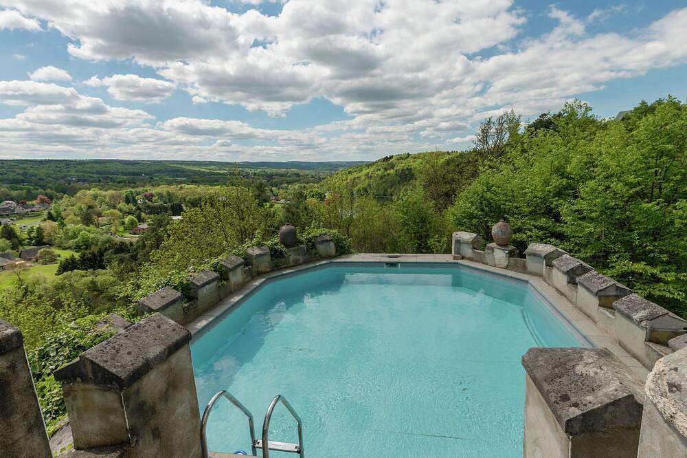 Schloss in Spa mit Seeblick & Pool in Jalhay, Lüttich und Umgebung