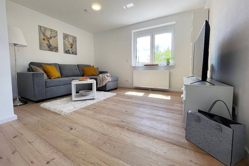 Ganze Wohnung, Möbliertes, modernes Apartment mit Balkon in Sindelfingen, Landkreis Böblingen