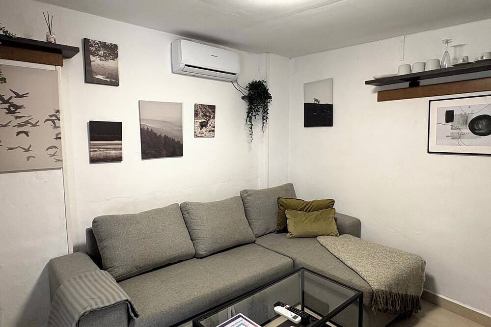 Entire apartment, Apartment 1 beach Almayate in Almayate, Vélez-Málaga