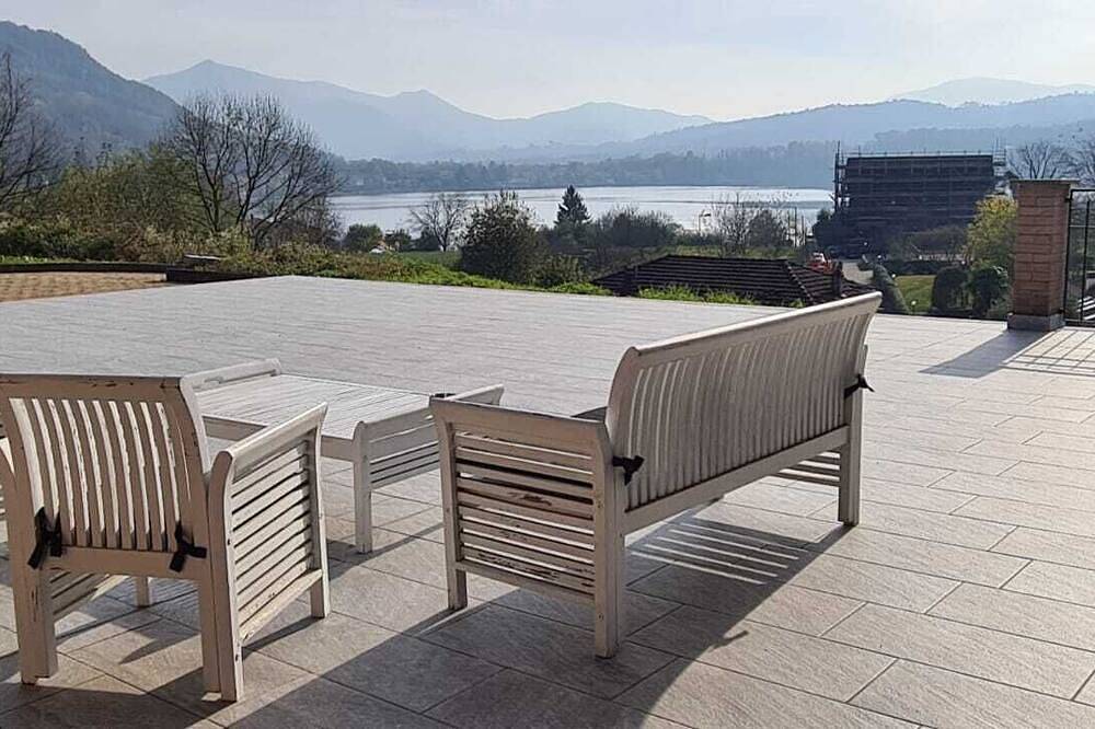 Ganze Wohnung, Villa Fiorita Studio Apartment Lake View in Avigliana, Turin Provinz