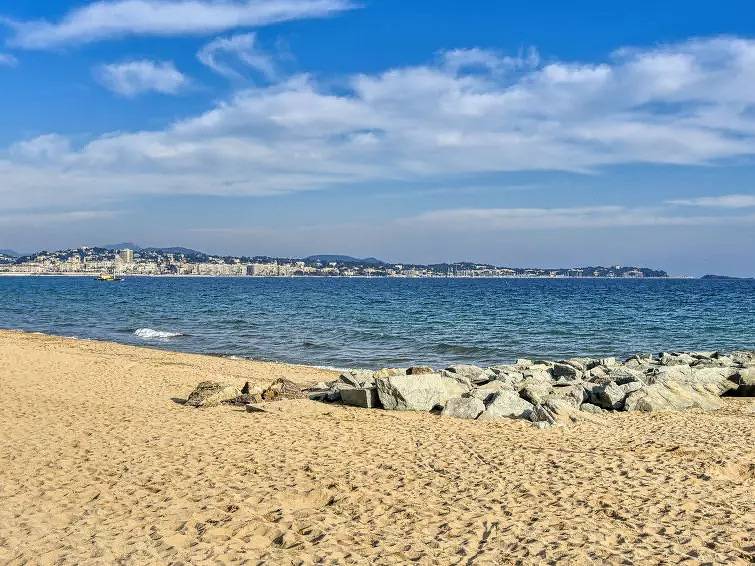 Entire apartment, 1 Pièce 4 Personnes in Fréjus Plage, Frejus
