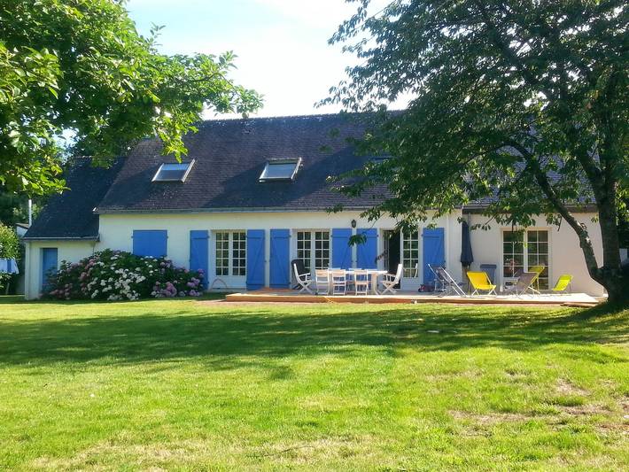 Location de vacances pour 12 personnes, avec Terrasse et Jardin à Baden (France)