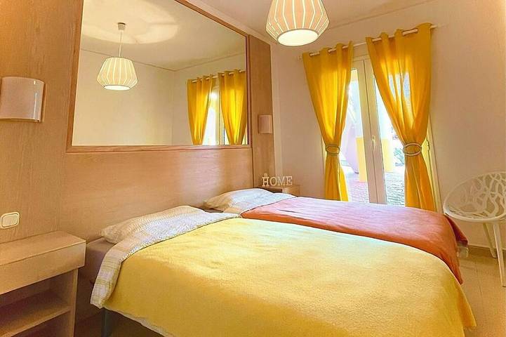 Holiday rental for 3 people, with garden and terrace as well as pool and hot tub, with pets in Costa Adeje
