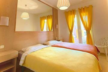 Ferienwohnung für 3 Personen, mit Garten und Terrasse sowie Pool und Whirlpool, mit Haustier an der Costa Adeje