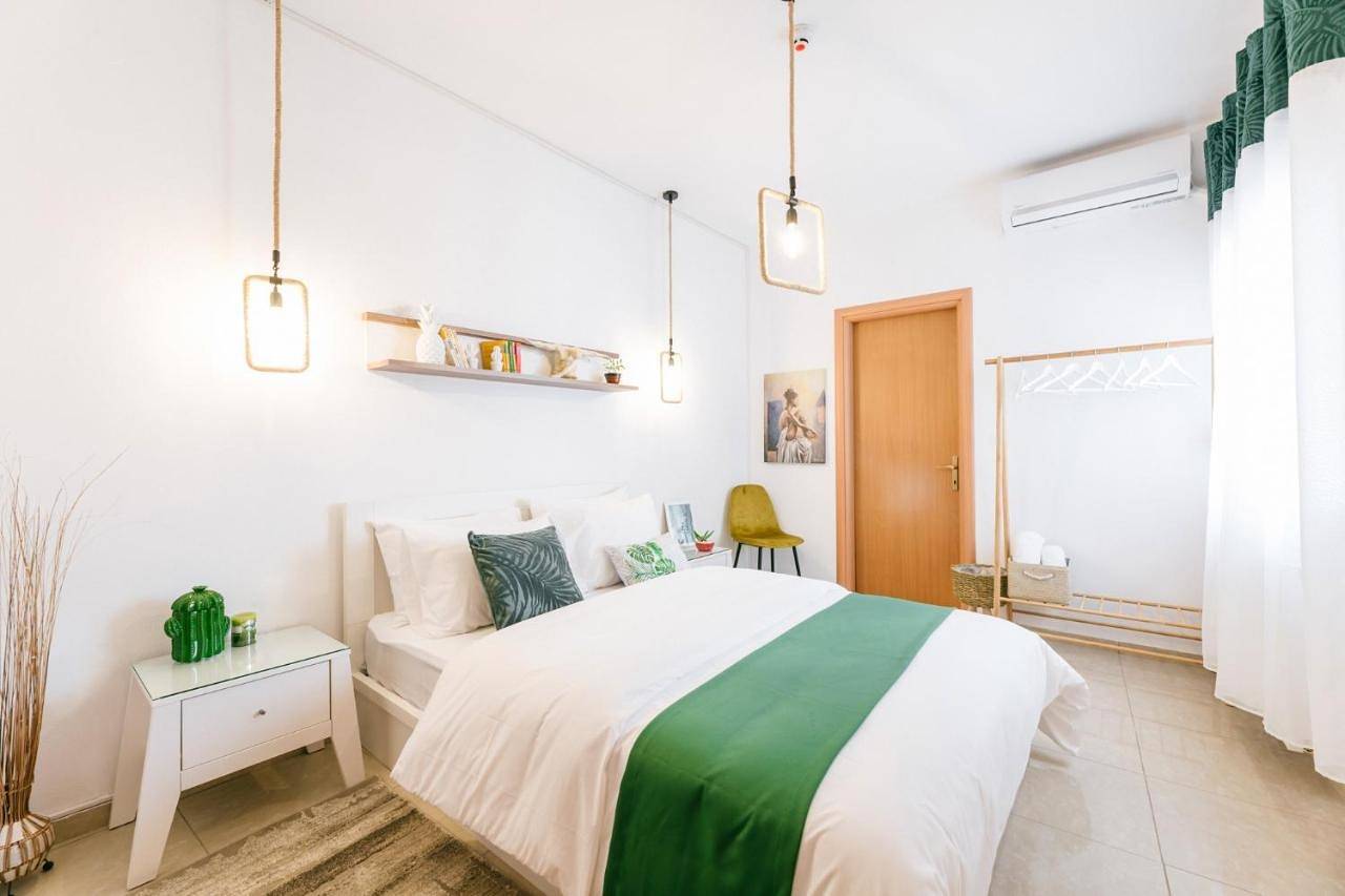 Appartement entier, Three-Bedroom Apartment in Serrès, Région de Serres