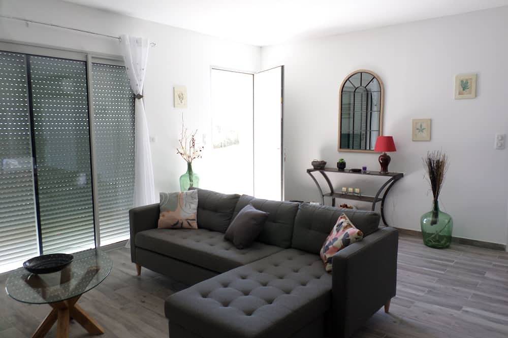 Villa with sea and nature view, available in August! in Sollacaro, Arrondissement de Sartène