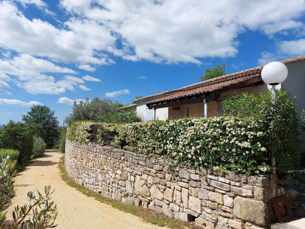 Gite Le Micocoulier La Fontinelle in Bessas, Ardèche