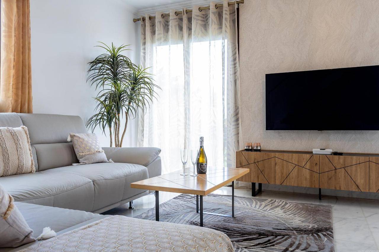 Villa With 4 Bedrooms And Private Heated Pool in Amarilla Golf, San Miguel de Abona