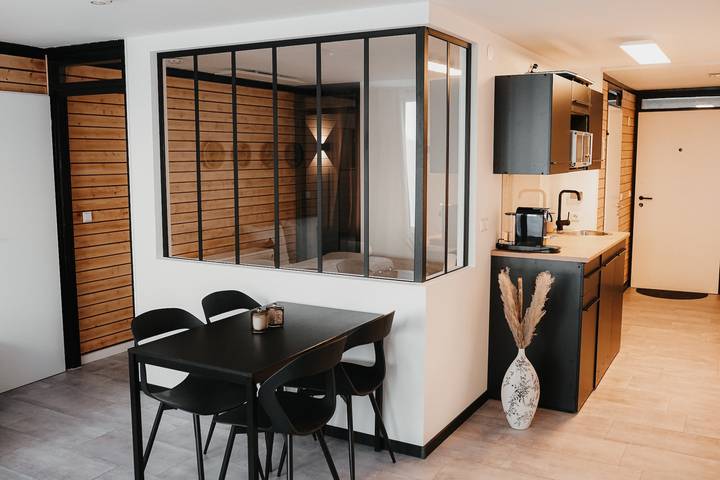 Ferienwohnung für 4 Personen, mit Balkon und Sauna
