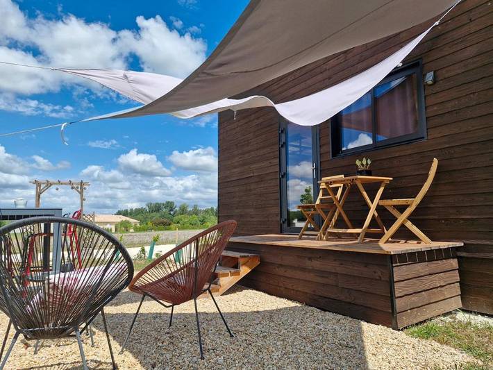 Location de vacances pour 5 personnes, avec jardin et terrasse à Salignac-sur-Charente