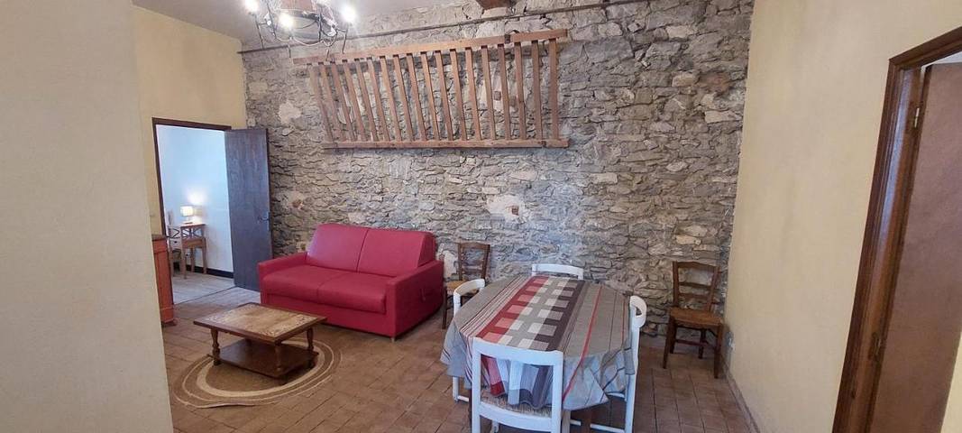 Location de vacances pour 6 personnes, avec vue ainsi que jardin et terrasse à Cascastel-des-Corbières - 3