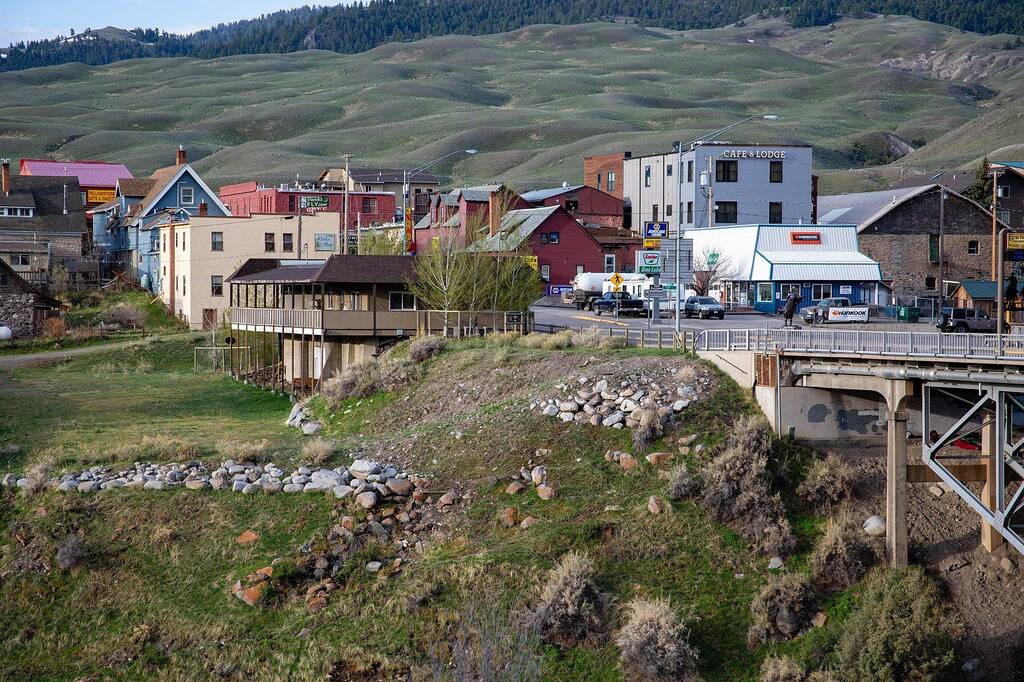 Ganze Wohnung, Parks Riverside A in Gardiner Nordeingang des Yellowstone in Gardiner, Absaroka Range