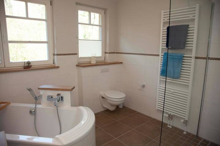 Ferienwohnung für 4 Personen, mit Balkon und Terrasse sowie Garten und Ausblick im Oldenburger Münsterland - 2