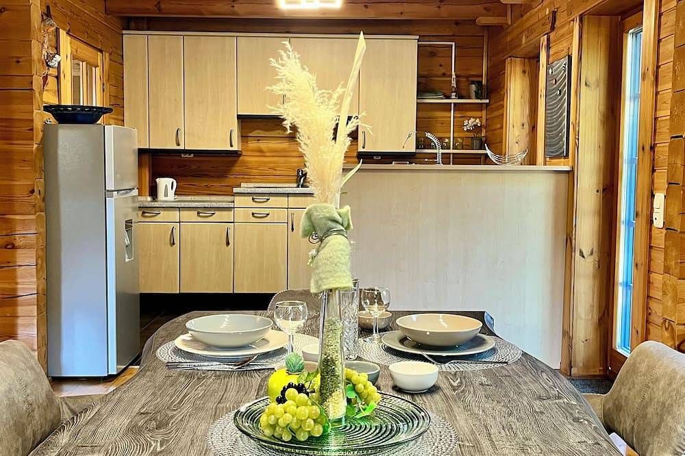 Vinnen Lodge - Gemütliches Holzhaus mit 4 Schlafzi. und 2 Bädern für 9 Personen in Lähden, Hasetal