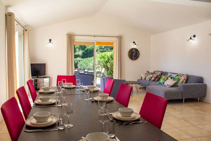 Villa pour 10 personnes, avec piscine ainsi que jardin et terrasse, animaux acceptés en Corse-du-Sud - 3