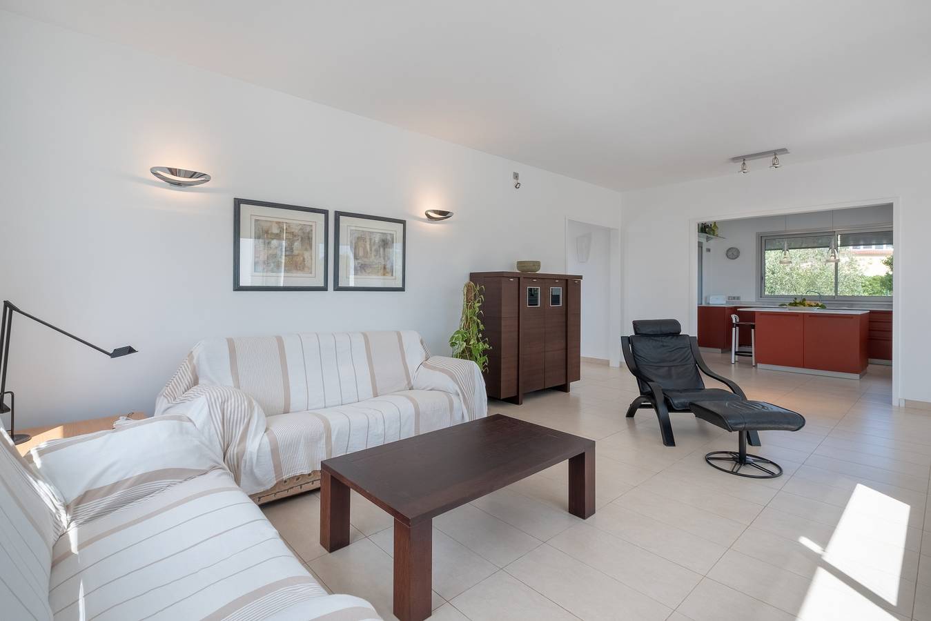 Moderna villa "Xipell 9" con piscina y barbacoa in Ciudadela, Costa de Menorca