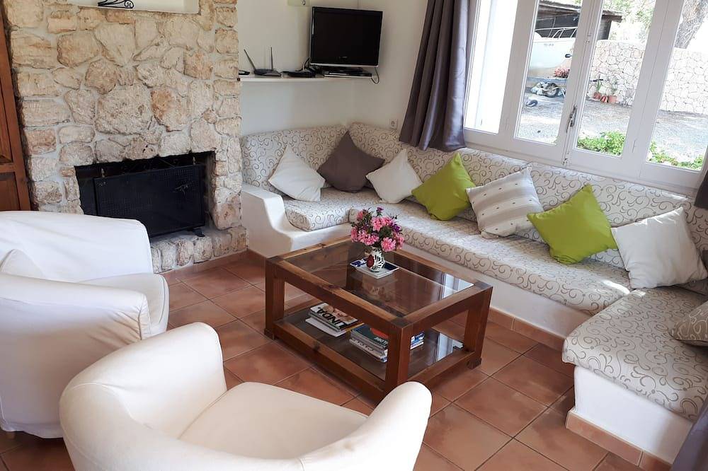 Perfecta casa para familias con una piscina grande - 6 personas in San José (Ibiza), Sant Josep de sa Talaia