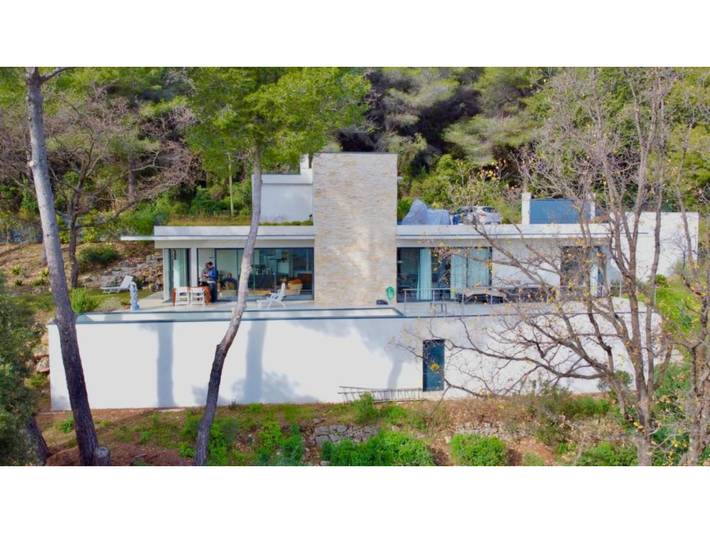 Location de vacances pour 5 personnes, avec terrasse et jardin à Tourrettes-sur-Loup - 2