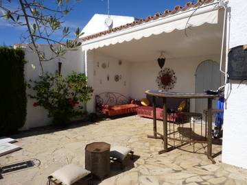 Maison De Vacances pour 8 Personnes dans Terres de l'Èbre, Costa Dorada, Photo 4