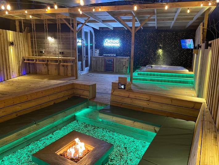 Camping voor 3 personen, with sauna and tuin as well as whirlpool in Eden