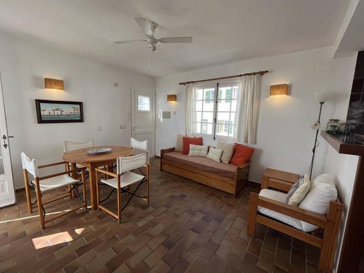 Gîte pour 3 personnes, avec piscine ainsi que balcon et vue à Fornells - 4