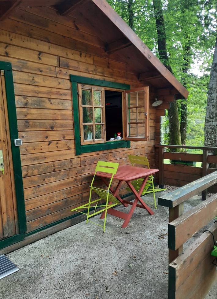 Location de vacances pour 4 personnes, avec jardin, animaux acceptés à Royères