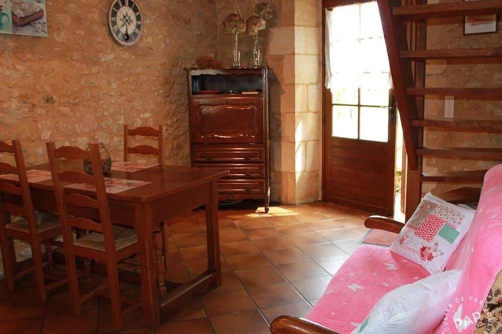 \"Le Pigeonnier\", dans la vallée des 5 châteaux en Périgord Noir in Vézac, Périgord Noir