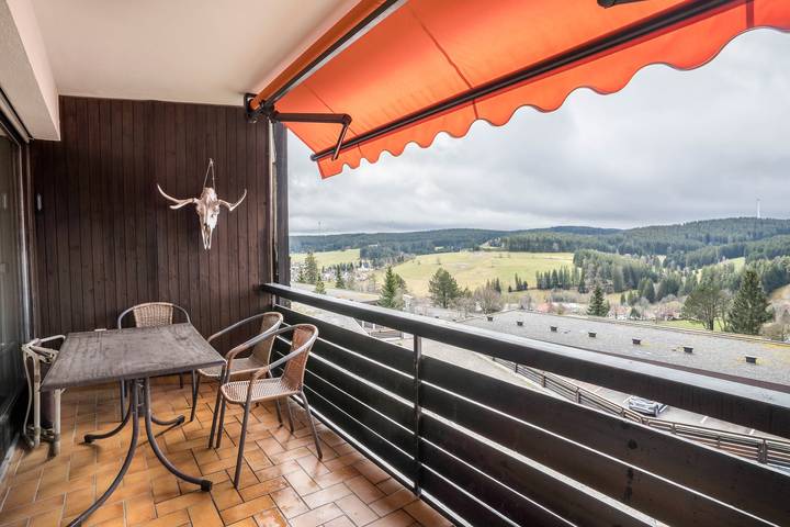 Ferienwohnung für 6 Personen, mit Sauna und Balkon in Schonach - 2